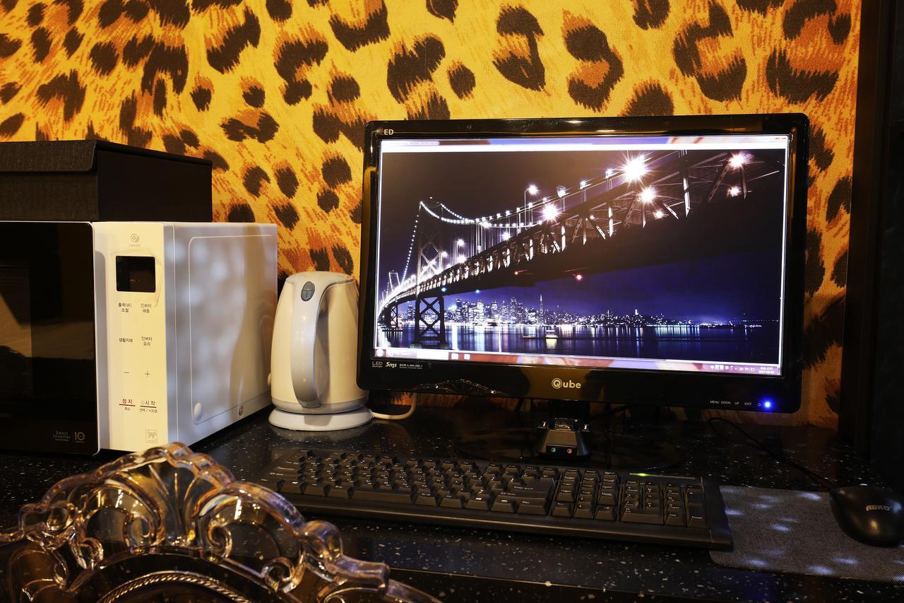 เอสเอ็ม บูทิก โฮเต็ล Hotel โซล ภายนอก รูปภาพ