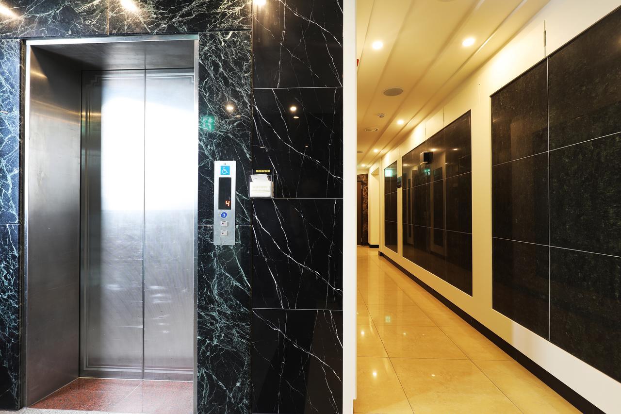 เอสเอ็ม บูทิก โฮเต็ล Hotel โซล ภายนอก รูปภาพ