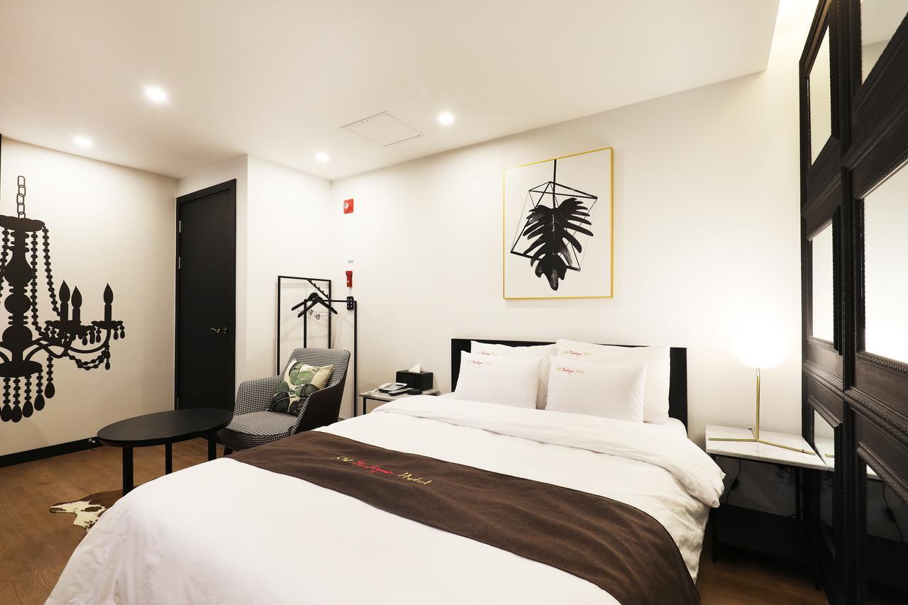 เอสเอ็ม บูทิก โฮเต็ล Hotel โซล ภายนอก รูปภาพ