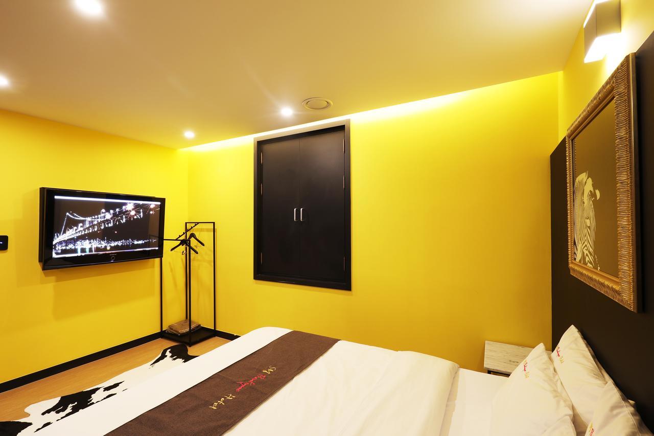 เอสเอ็ม บูทิก โฮเต็ล Hotel โซล ภายนอก รูปภาพ